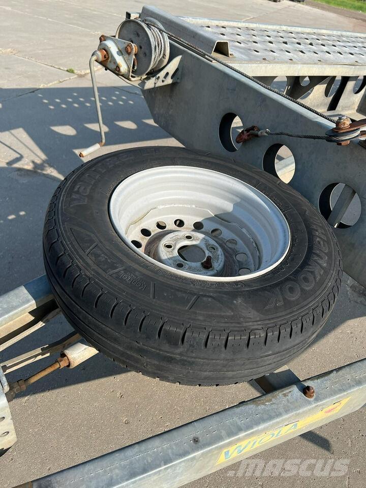 Wiola  Járműszállító pótkocsik