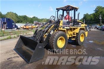 CAT IT14G Gumikerekes homlokrakodók