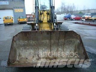 CAT IT18B Gumikerekes homlokrakodók