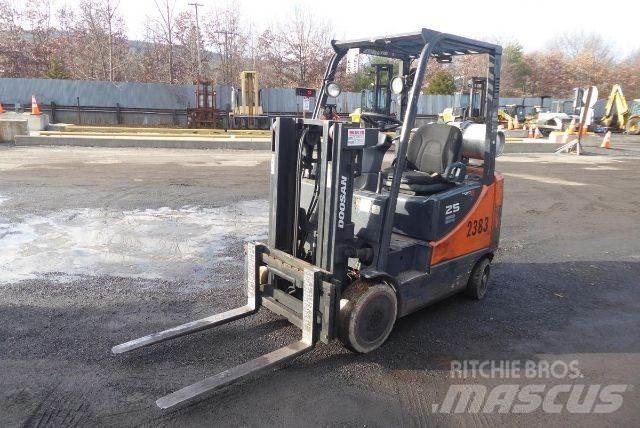 Doosan GC25P-5 Targoncák-Egyéb