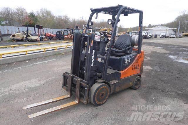 Doosan GC25P-5 Targoncák-Egyéb