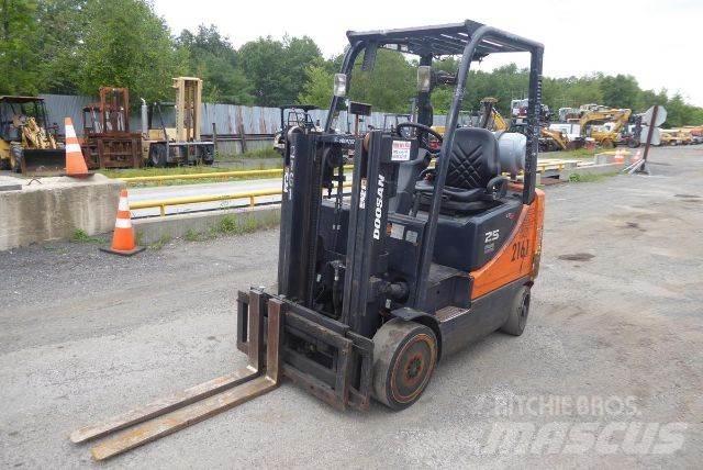 Doosan GC25P-5 Targoncák-Egyéb