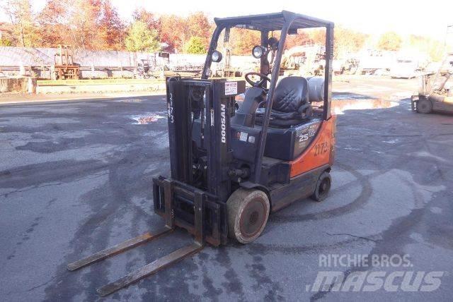 Doosan GC25P-5 Targoncák-Egyéb