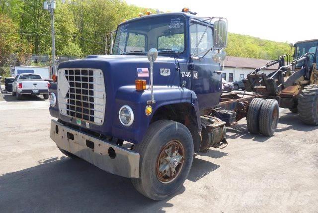 Ford 8000 Fülkés alváz