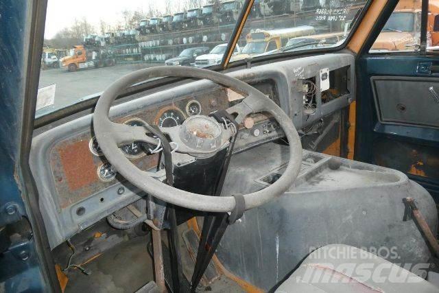 GMC TJ9C042 Fülkés alváz