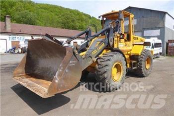 JCB 426B Gumikerekes homlokrakodók