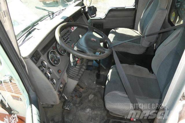 Kenworth T300 Fülkés alváz