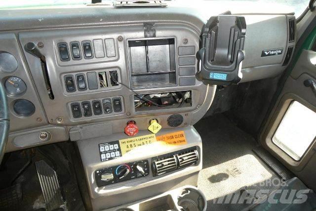 Mack CXN612 Fülkés alváz