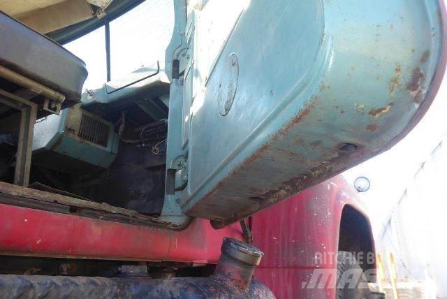Mack R611 Fülkés alváz