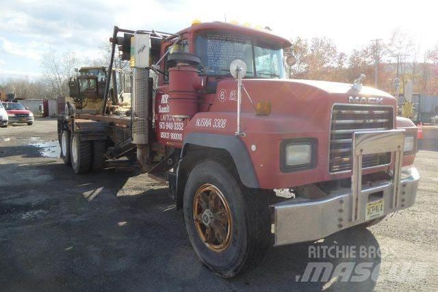 Mack RD688S Konténer keretes / Konténeres teherautók