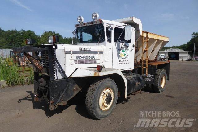 Oshkosh P18232 Fülkés alváz