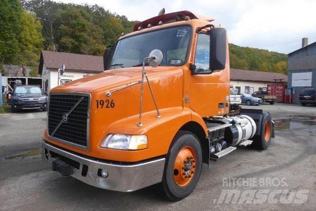 Volvo VNM42T Fülkés alváz