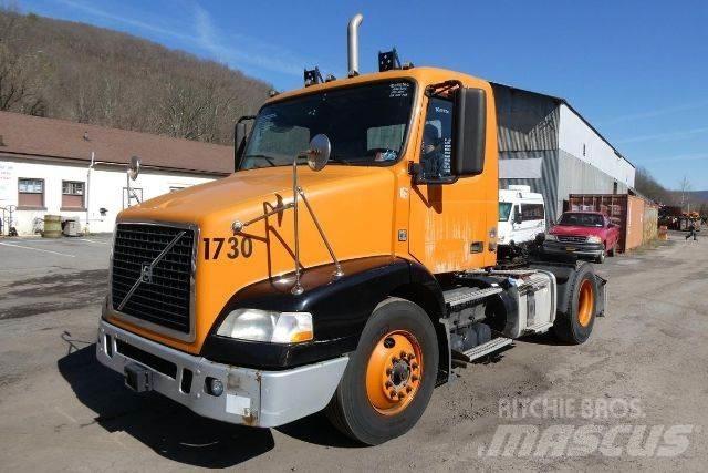 Volvo VNM42T Fülkés alváz