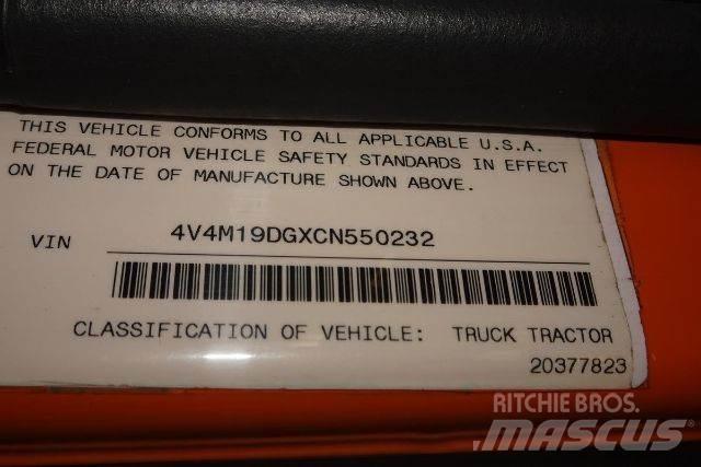 Volvo VNM42T Fülkés alváz