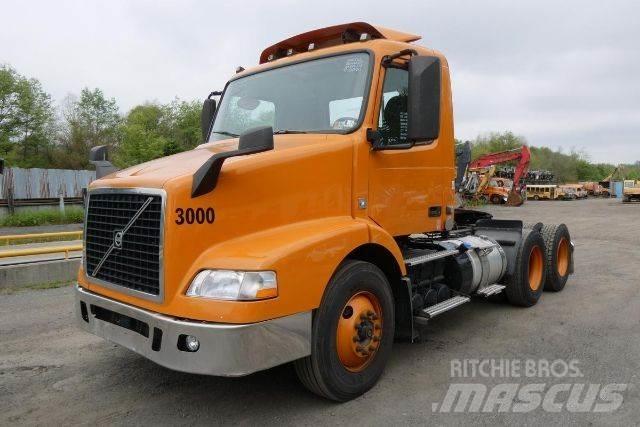 Volvo VNM64T Fülkés alváz
