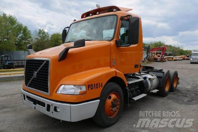 Volvo VNM64T Fülkés alváz