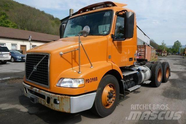Volvo VNM64T Fülkés alváz