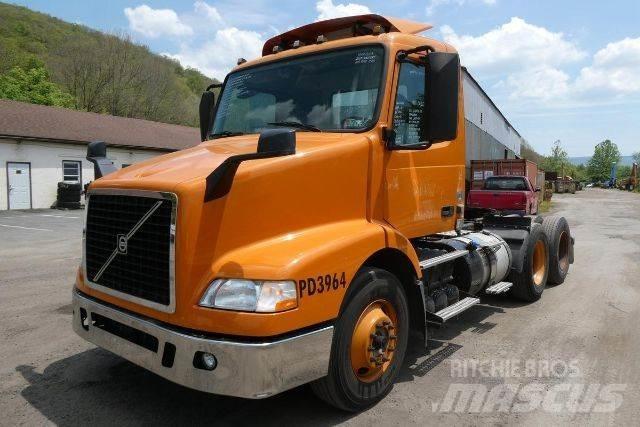 Volvo VNM64T Fülkés alváz