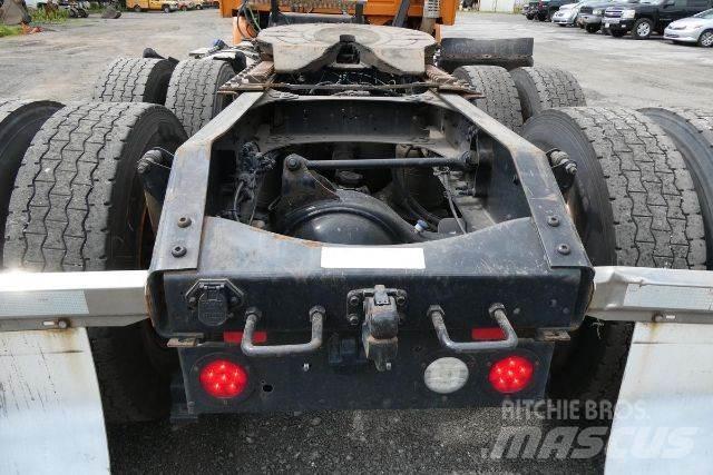 Volvo VNM64T Fülkés alváz