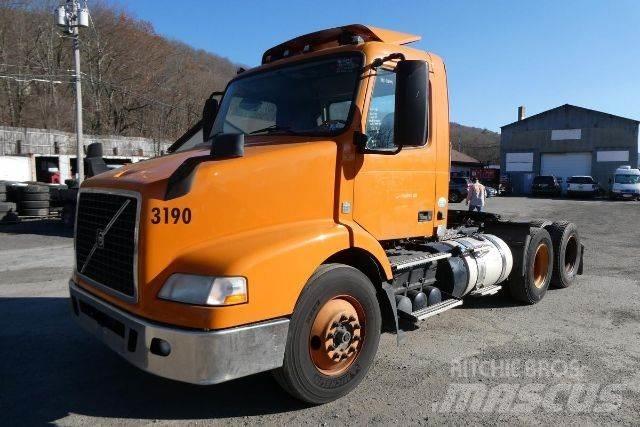 Volvo VNM64T Fülkés alváz