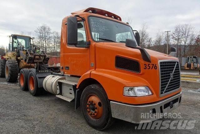 Volvo VNM64T Fülkés alváz