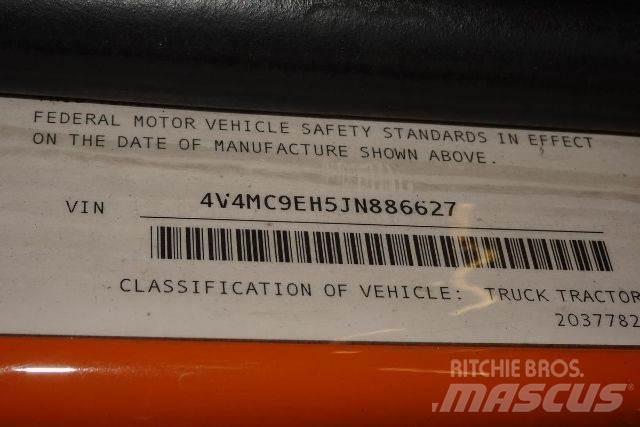 Volvo VNM64T Fülkés alváz