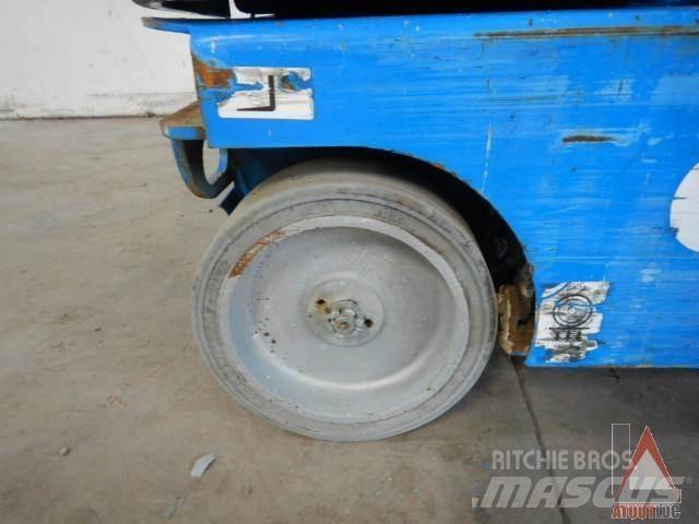 Genie GR-15 Karos emelők
