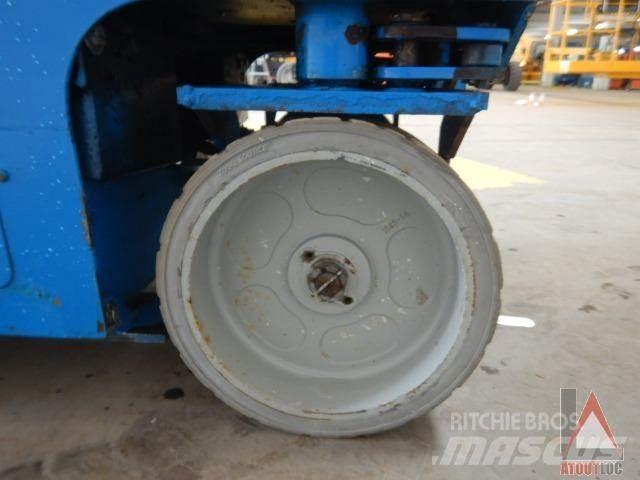 Genie GS-2032 Karos emelők