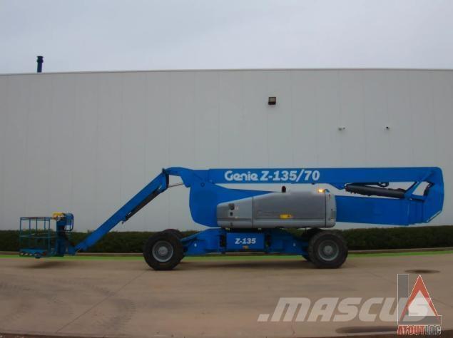 Genie Z-135/70 Karos emelők