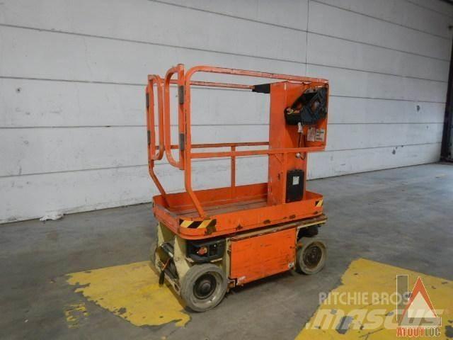 JLG 1230ES Karos emelők