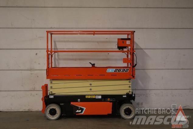 JLG 2632ES Karos emelők