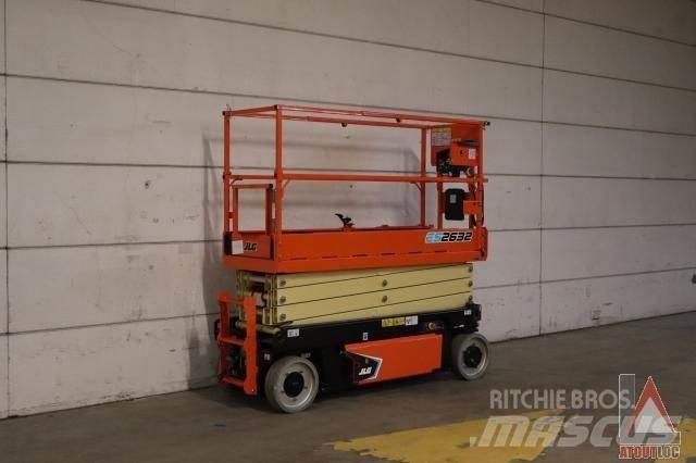 JLG 2632ES Karos emelők
