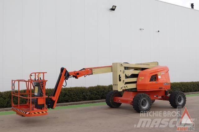 JLG 520AJ Karos emelők