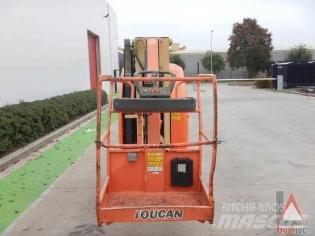 JLG Toucan 10E Karos emelők
