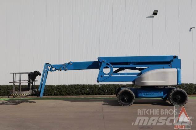 Niftylift HR28 Karos emelők