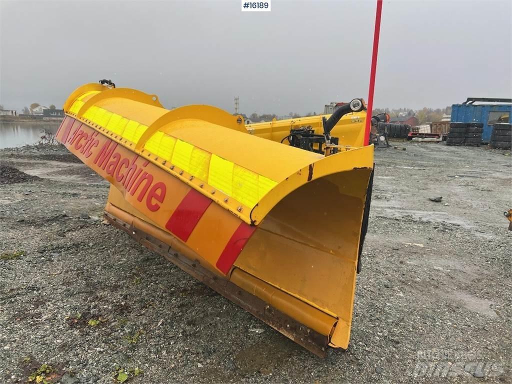  Artic Machine plog Haszonjárművek - Egyéb