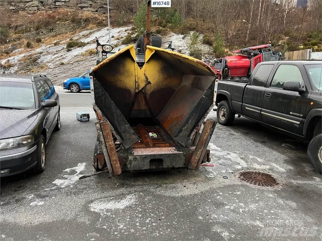 Bomag BF 300P Aszfalt terítõ gépek