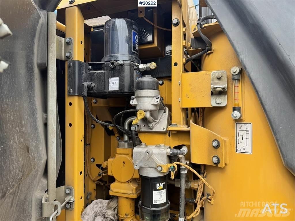 CAT 313 Lánctalpas kotrók