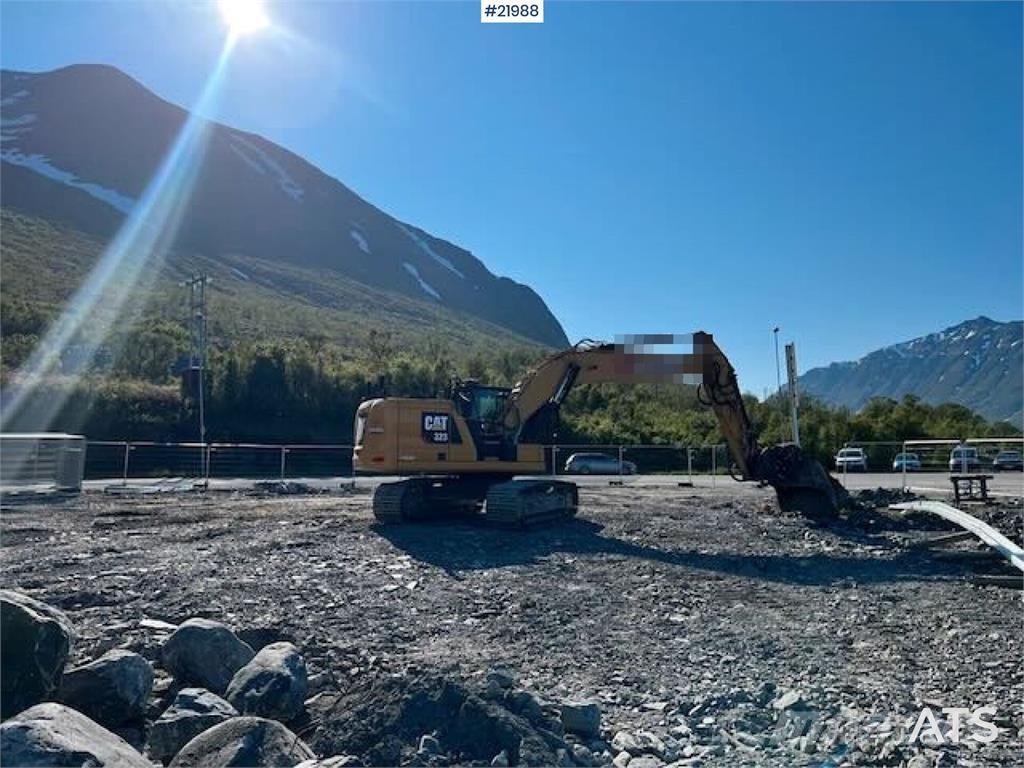 CAT 323 Lánctalpas kotrók