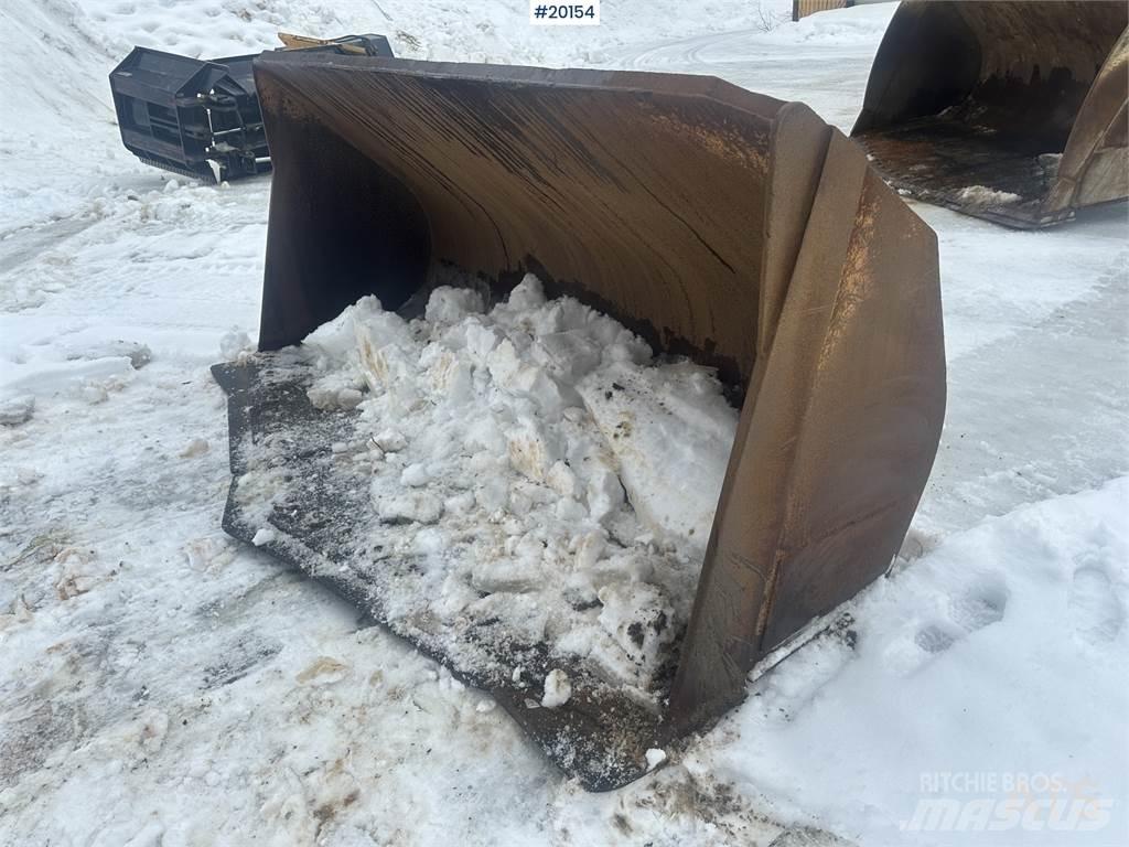 CAT 950G Gumikerekes homlokrakodók