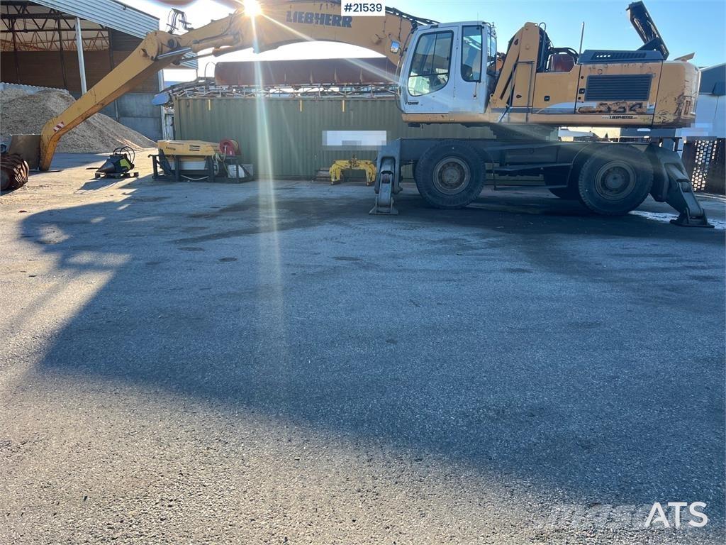 Liebherr A934C Gumikerekes kotrók