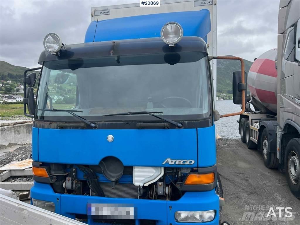 Mercedes-Benz 1523 Dobozos teherautók