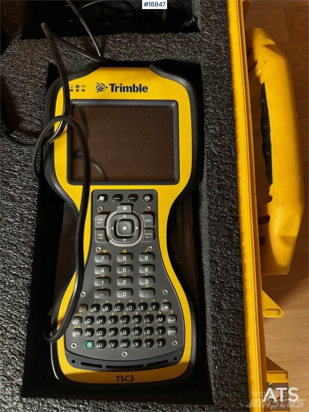 Trimble GPS m/ radio. Építőipar - Egyebek