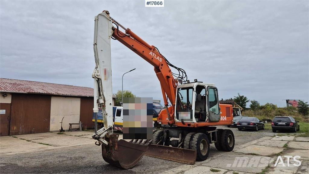 Atlas 1404 Gumikerekes kotrók