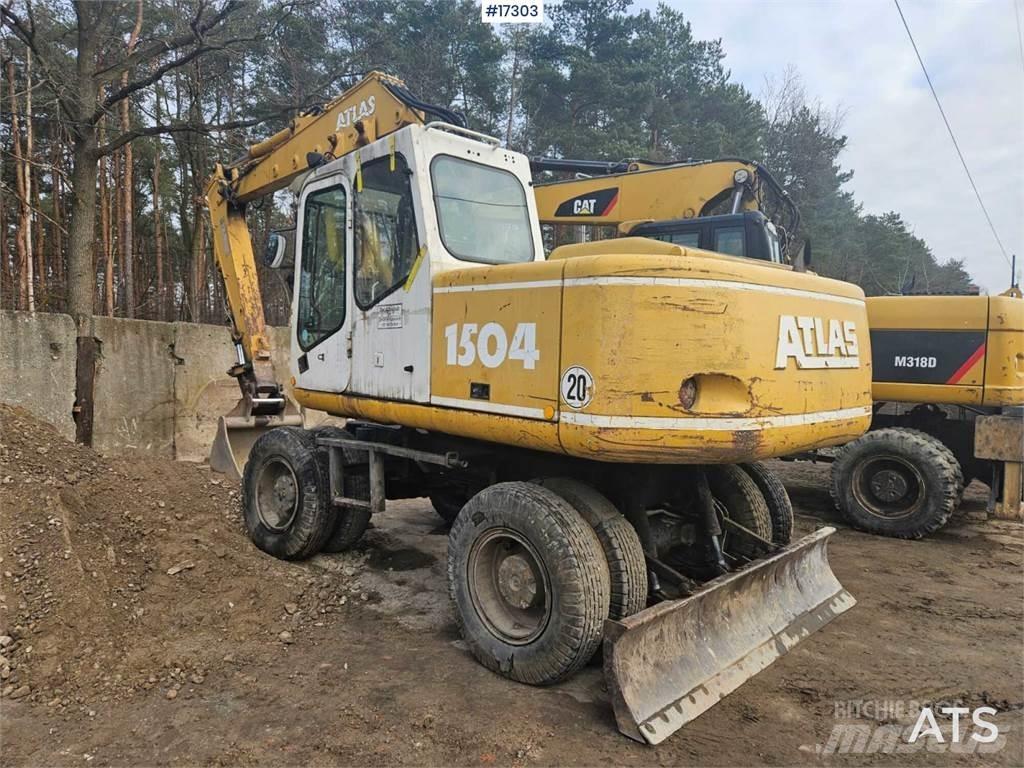 Atlas 1504 Gumikerekes kotrók