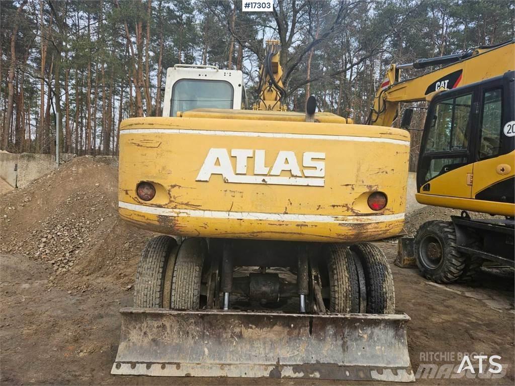 Atlas 1504 Gumikerekes kotrók