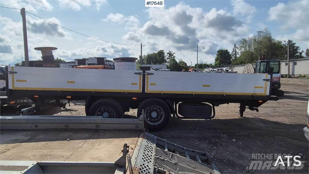 Bunge FG-TG 180 Platós / Ponyvás pótkocsik