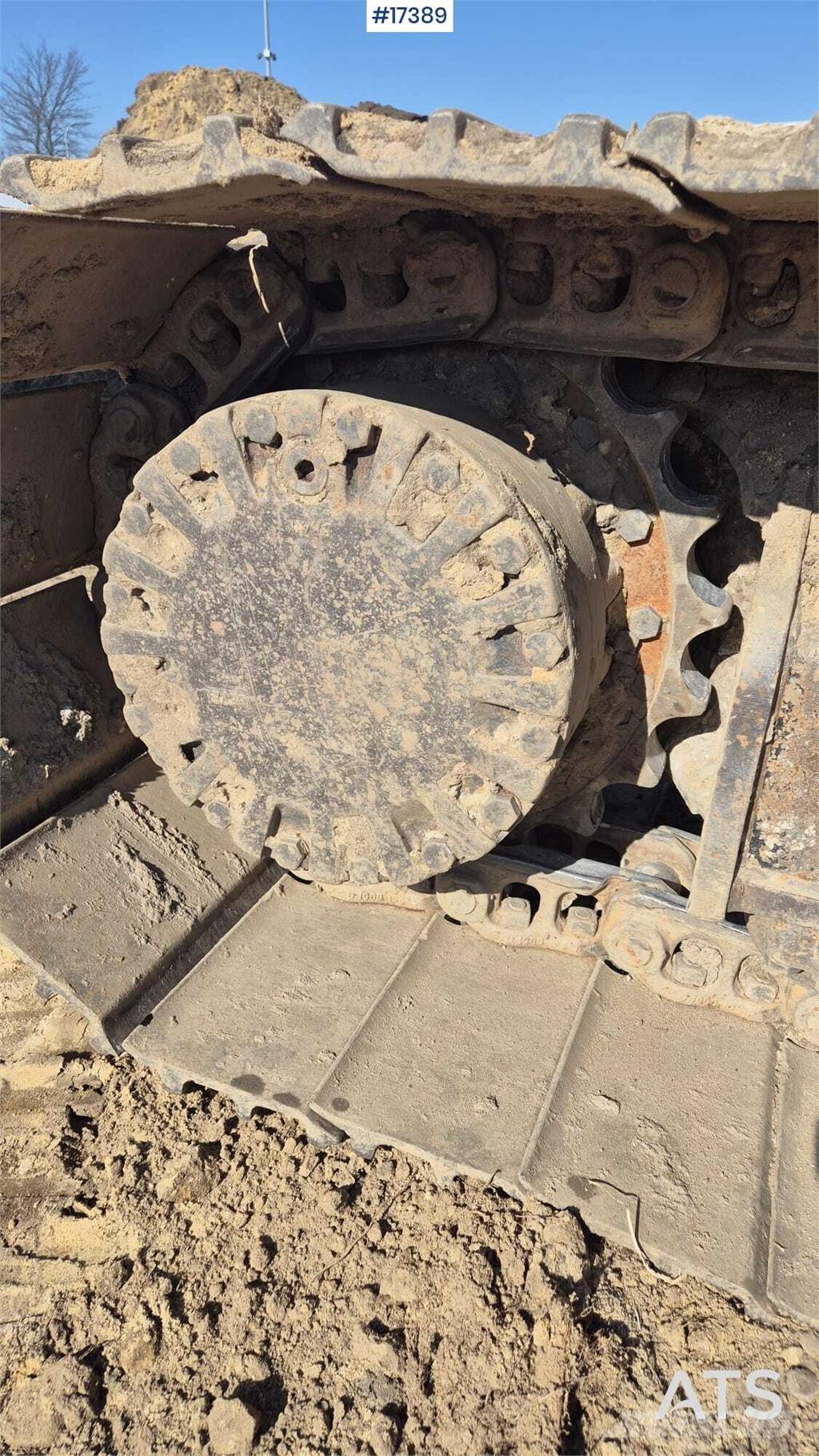 CAT 318C Lánctalpas kotrók