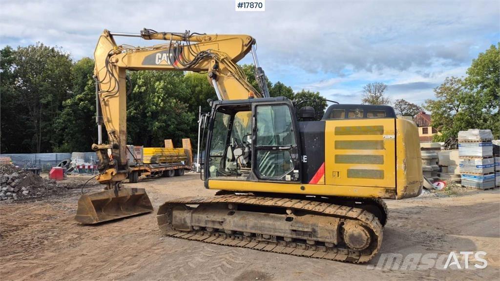CAT 324E Lánctalpas kotrók