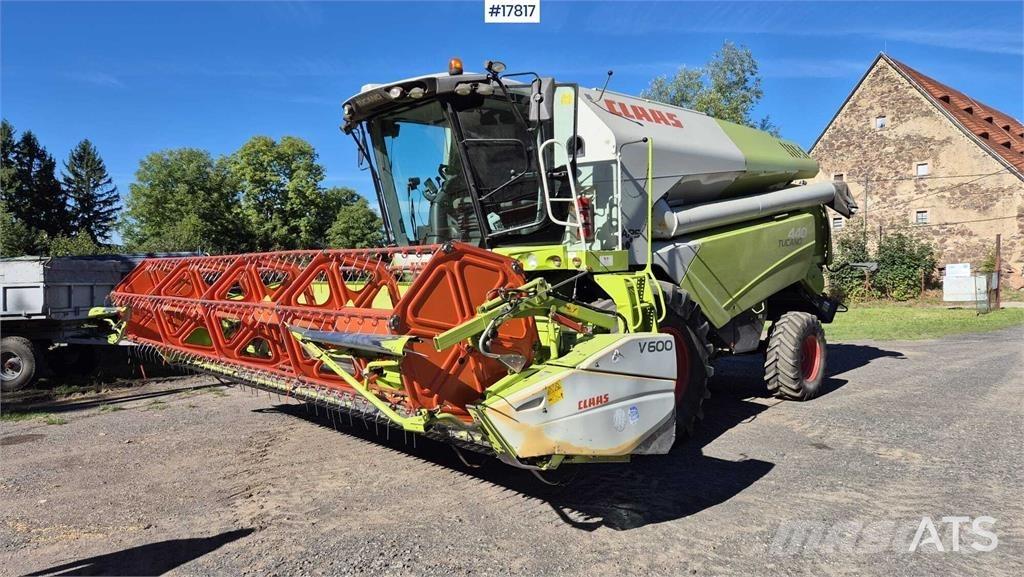CLAAS Tucano 440 Kombájnok